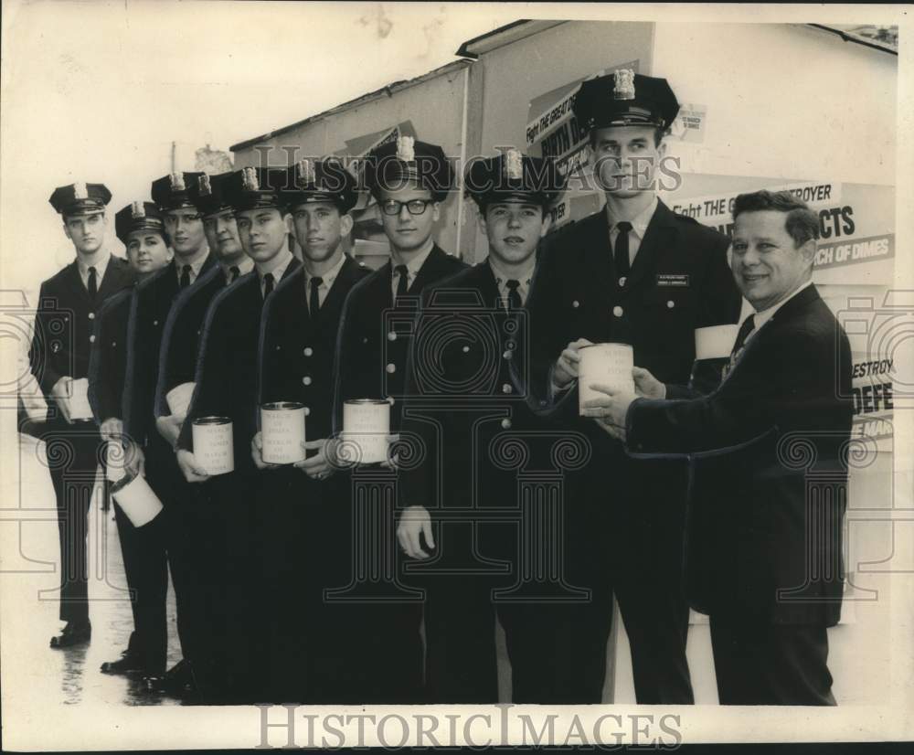 1968 Press Photo New Orleans Police Cadets receive March of Dimes Fund Cans