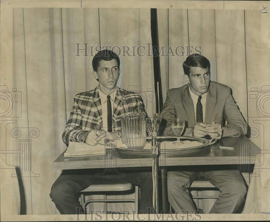 1965 Press Photo Anthony J. Loria & Charles Maginnis IV panel on teenage smoking- Historic Images