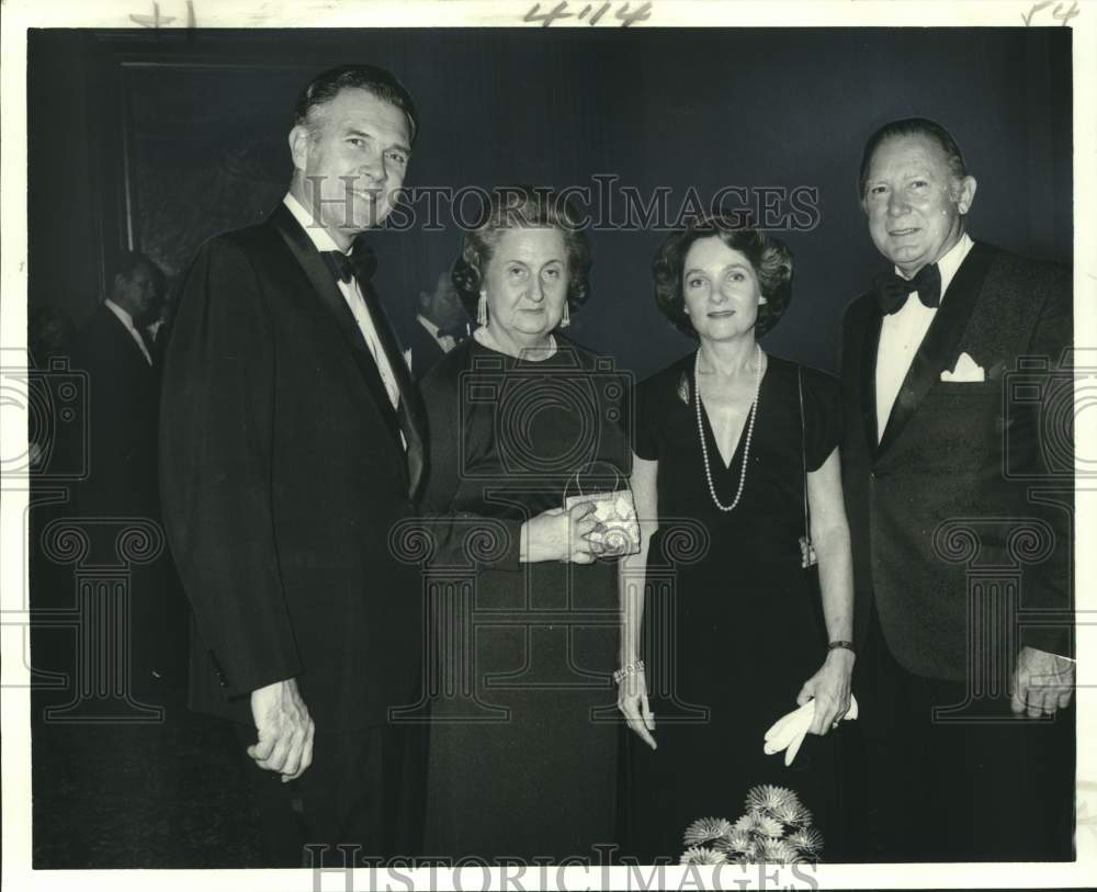 1978 Press Photo Mr. & Mrs. Erick F. Johnsen, pre-ball reception - Historic Images
