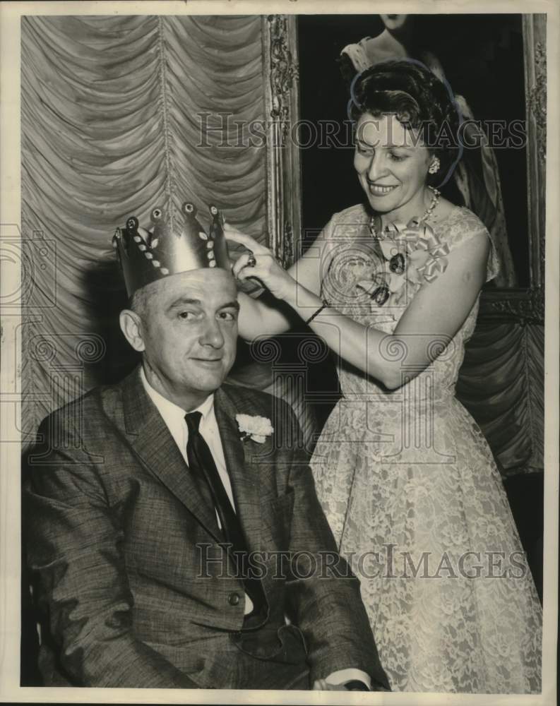 1961 Press Photo John S. Latham honored by Bernadette Murphy of Insurance Women