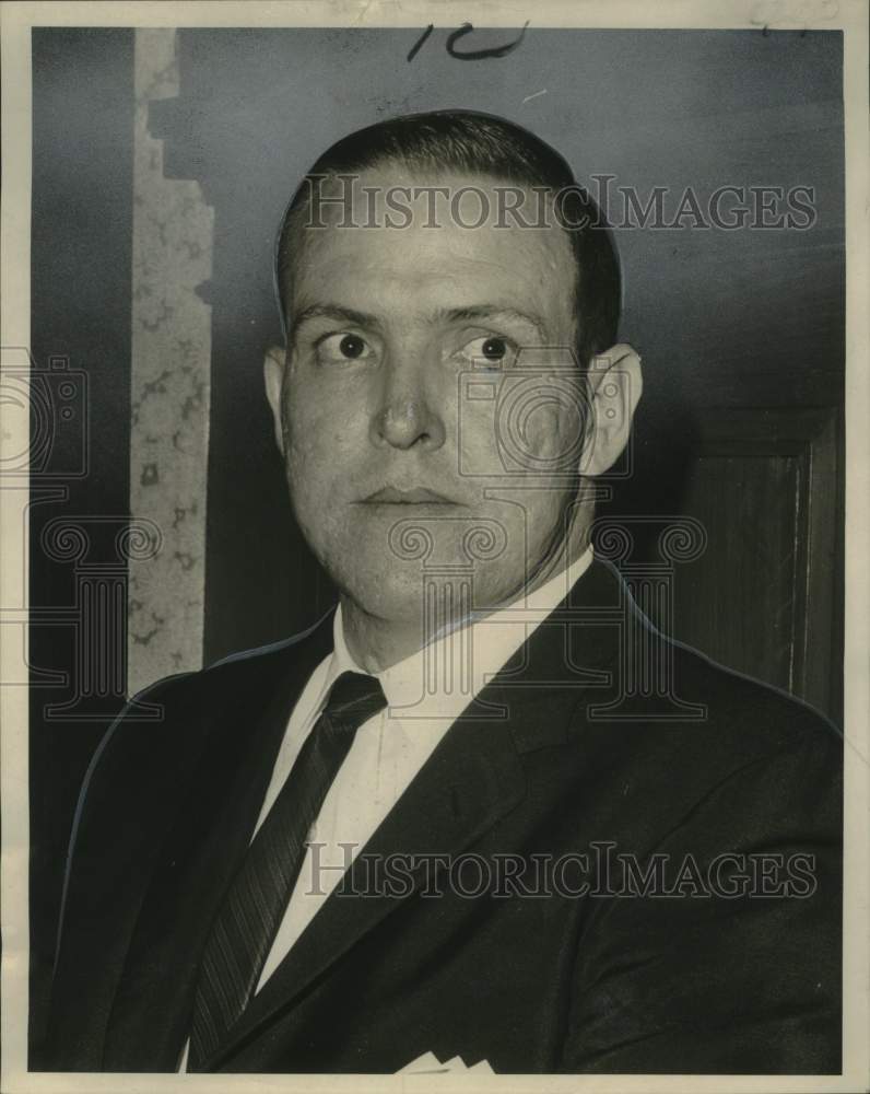 1966 Press Photo Warren E. Kenny, Casualty and Surety Association of New Orleans