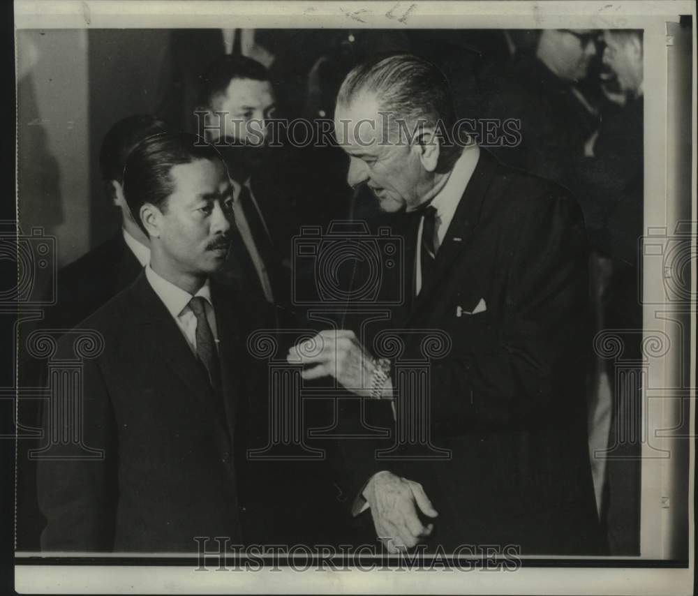 1966 Press Photo Honolulu-President Lyndon B. Johnson &amp; Premier Nguyen Cao Ky