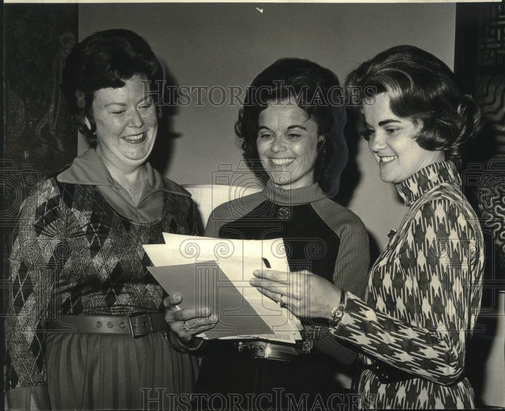 1972 Press Photo Walnut Bend Garden Club&#39;s annual civic beautification luncheon- Historic Images