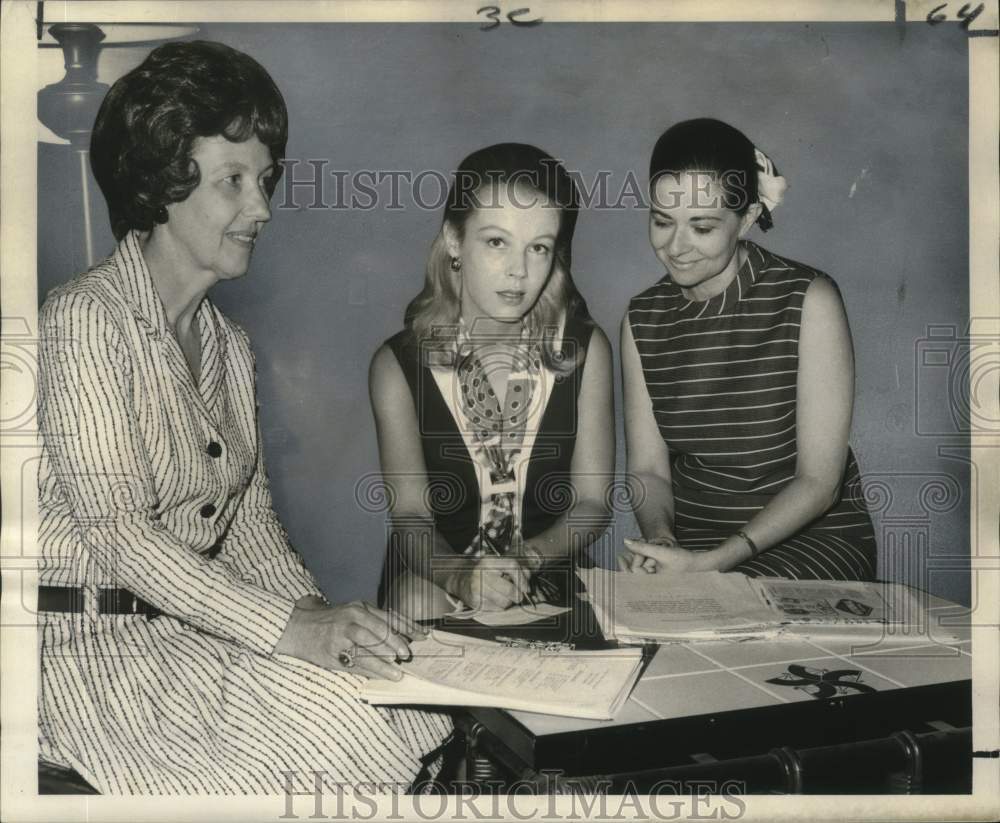 1970 Press Photo French dinner &amp; art show for Overture planned in New Orleans- Historic Images