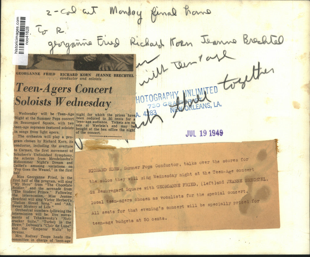 1949 Press Photo Conductor talks to teens about scores for their solos