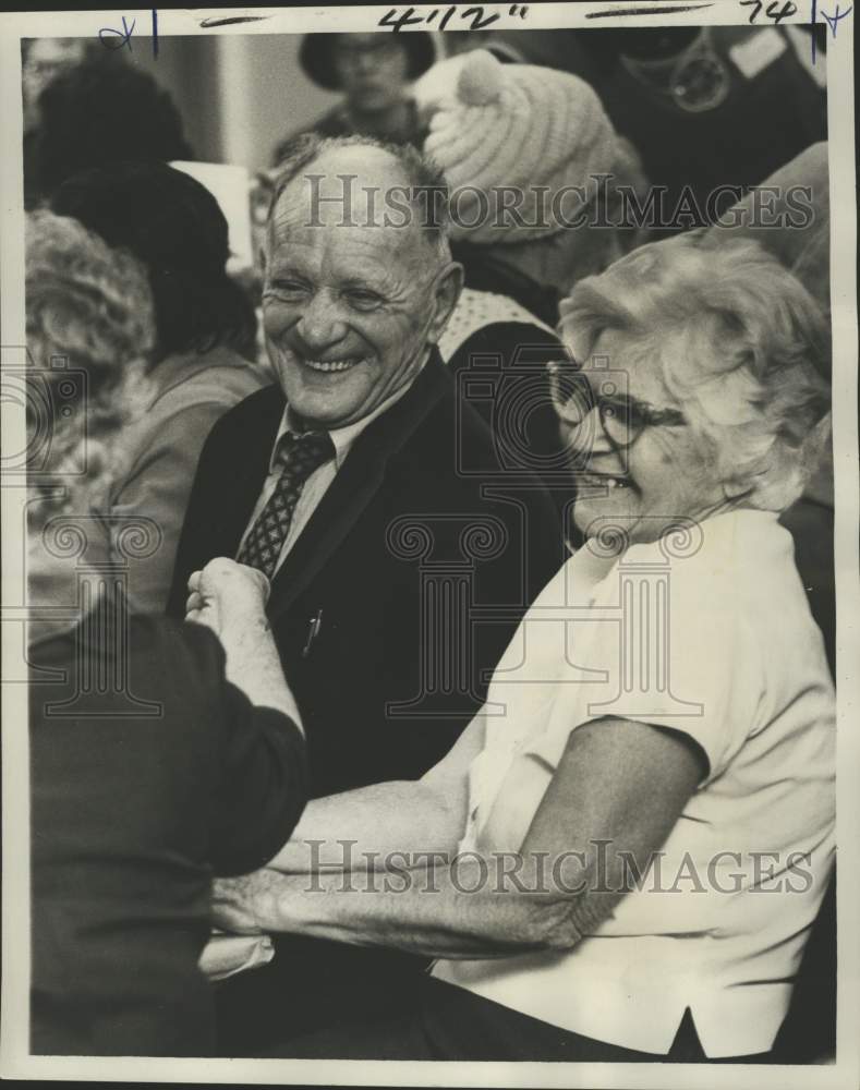 1974 Press Photo &quot;Heart of Town&quot; dance for senior citizens at Maison Blanche- Historic Images