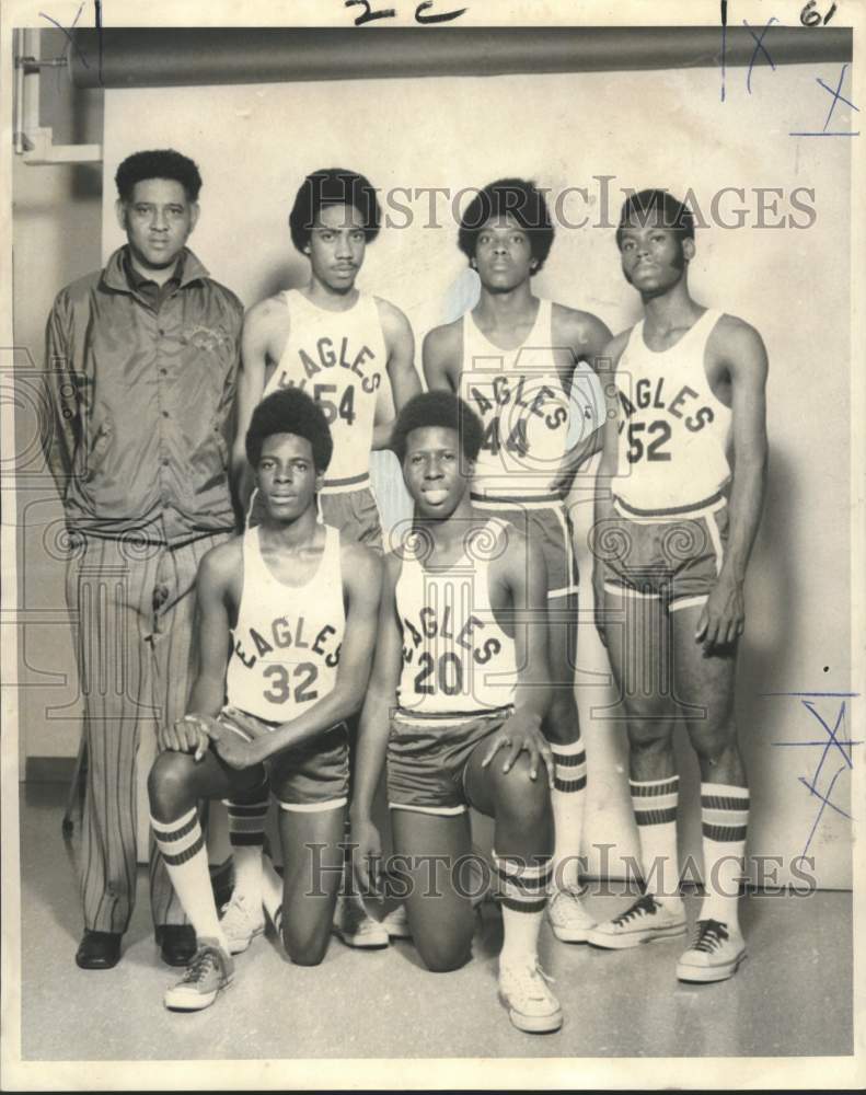 1973 Press Photo New Orleans-Andrew Douglas &amp; McDonogh basketball team starters- Historic Images