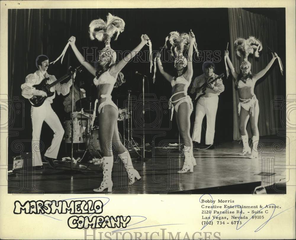 1972 Press Photo Marshmello Company Entertainers- Historic Images