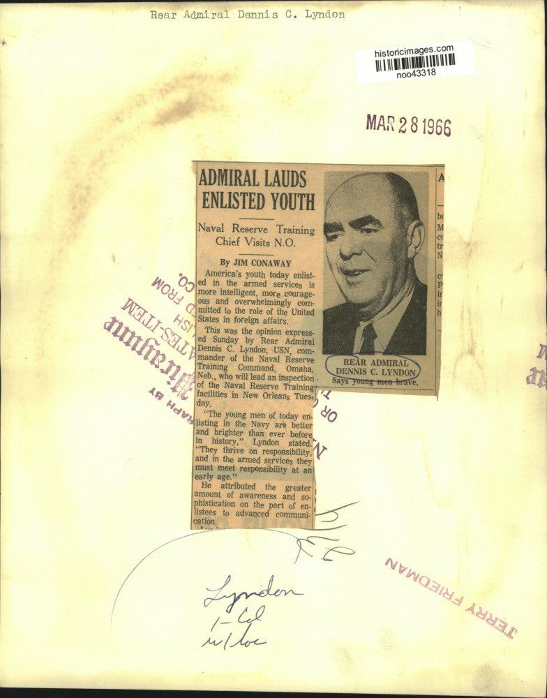 Load image into Gallery viewer, 1966 Press Photo Rear Admiral Dennis C. Lyndon, Naval Reserve Training Command
