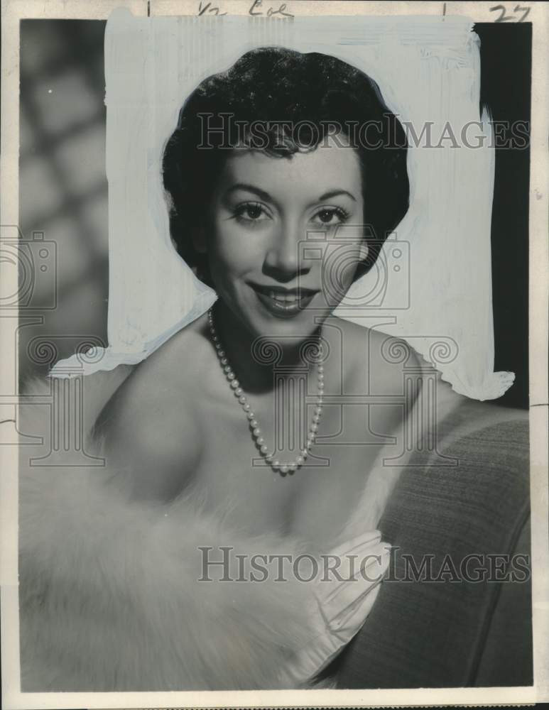1954 Press Photo Elaine Malbin in &quot;The Railroad Hour&quot; airing on NBC Radio