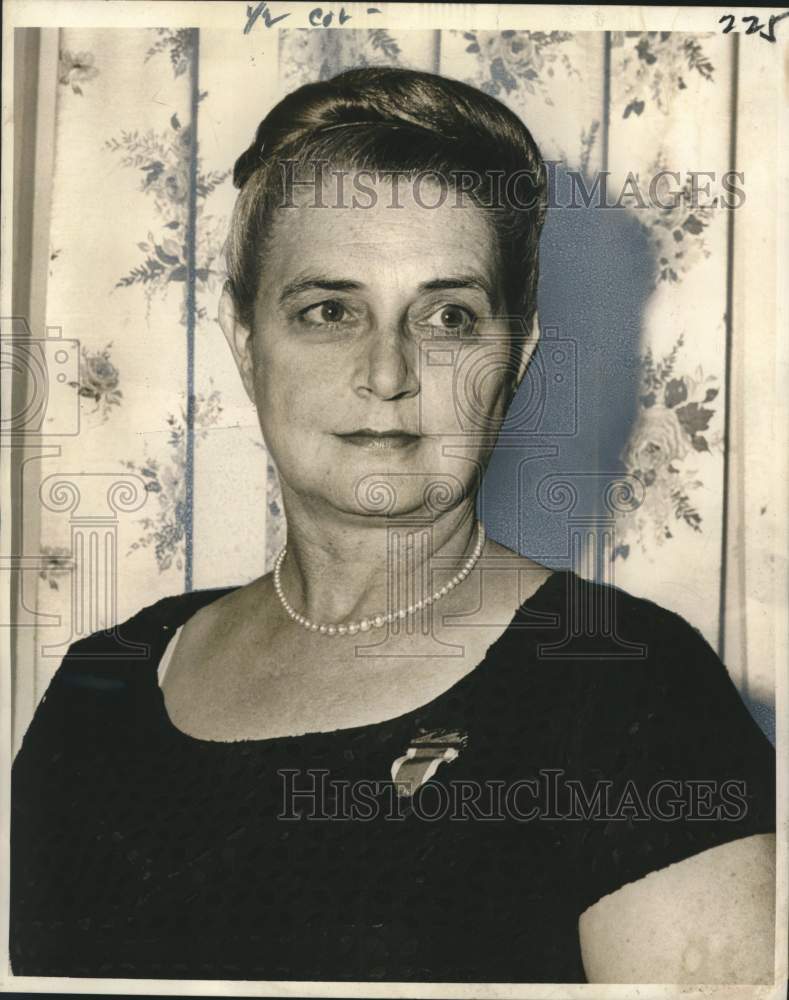 1964 Press Photo Mrs. Denis Manchon, Officer of Daughters of American Revolution- Historic Images