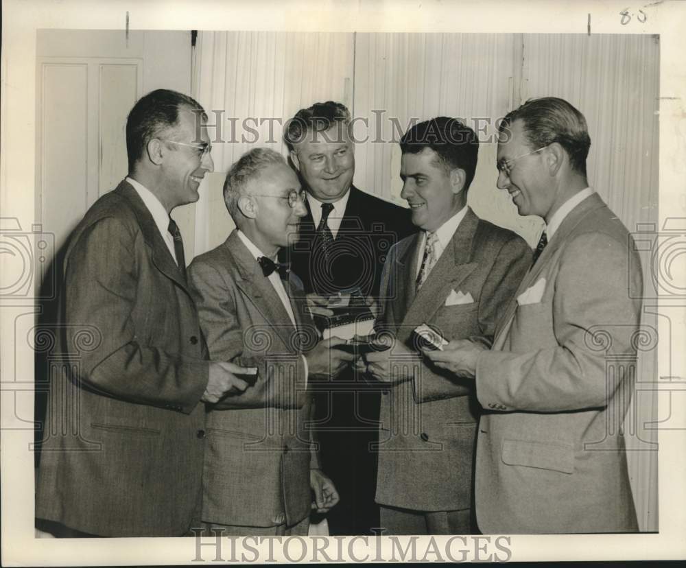 1951 Press Photo Amateur radio operators honored at New Orleans Country Club