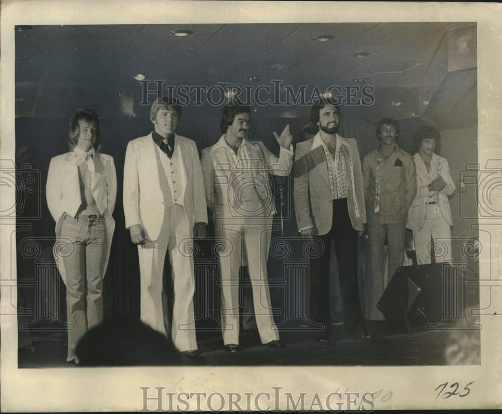 1977 Press Photo Great American Male Beauty Pageant in Metairie Winners - Historic Images