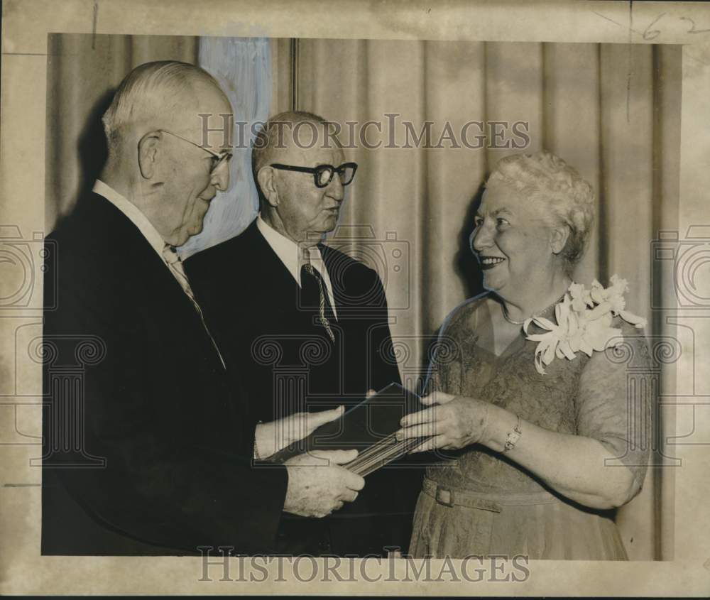1955 Press Photo B.B. Macfarlane honored by Pan American Life Insurance Company