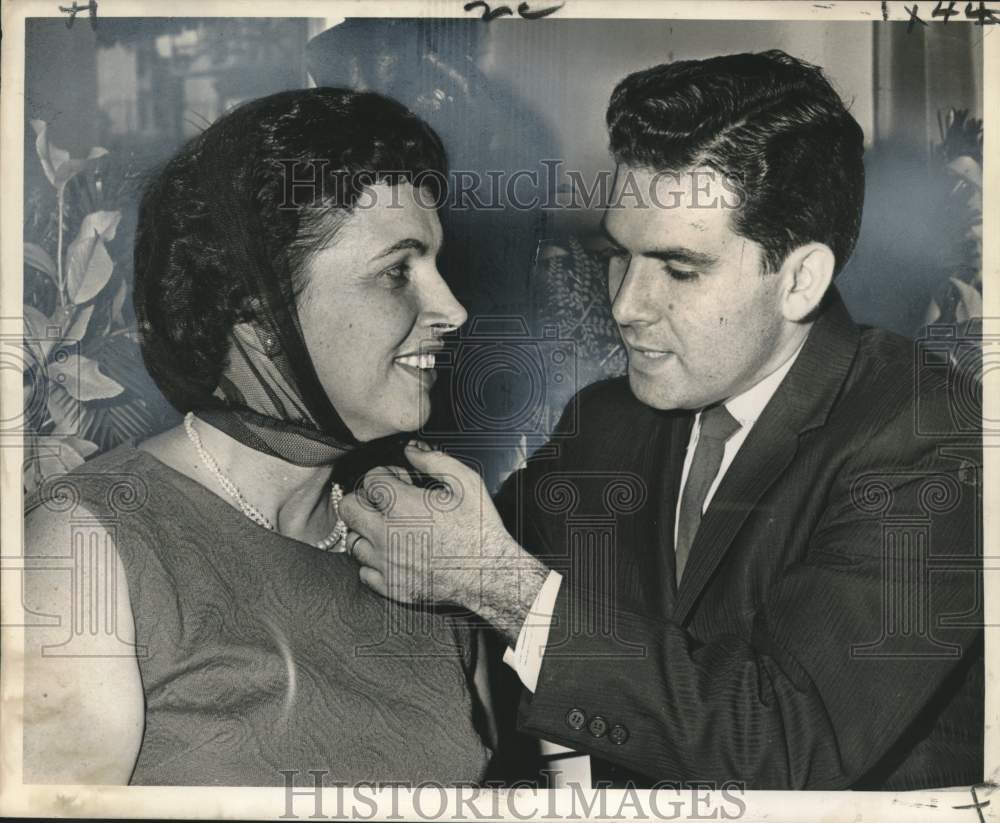 1962 Press Photo Guest Conductor Robert Mandell of New Orleans Symphony &amp; Wife- Historic Images