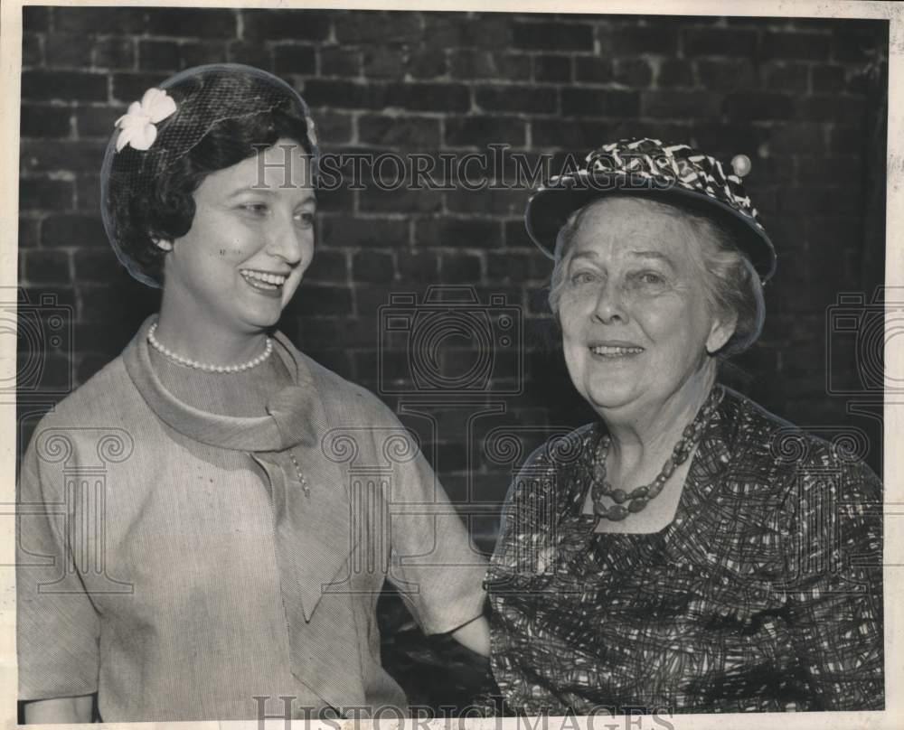 1963 Press Photo Mrs. John P. Manard, Christian Women&#39;s Exchange- Historic Images