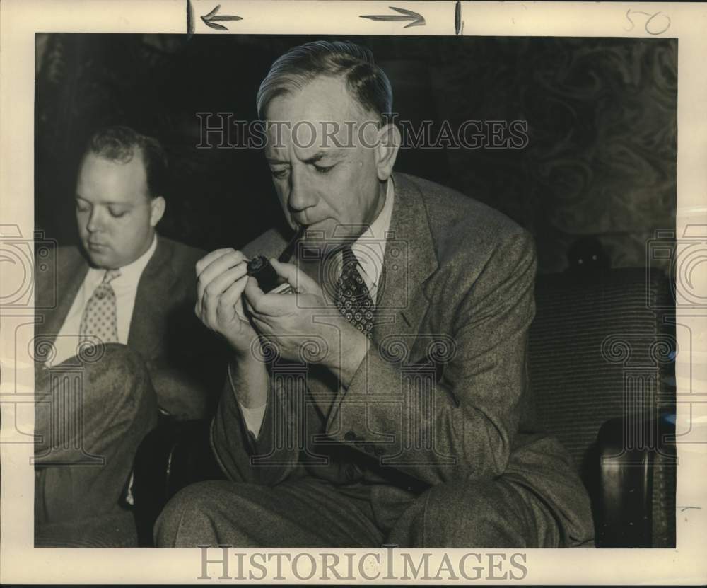 1949 Press Photo Dr. Dumas Malone, professor of history at Columbia - noo44075