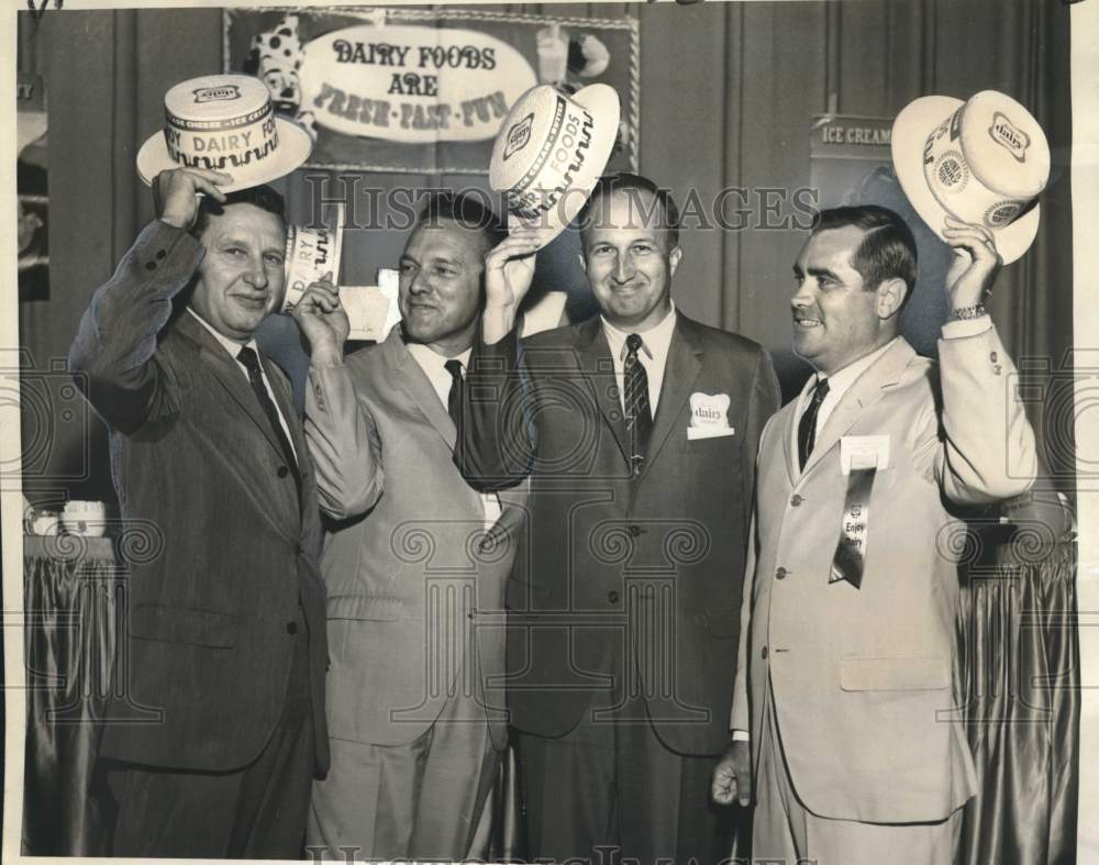 1967 Press Photo June Dairy Mouth Committee of the Chamber of Commerce Members - Historic Images