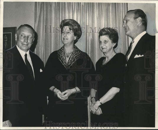 1965 Press Photo Party for the cast of "Tannhauser" at Hans Marmann residence- Historic Images