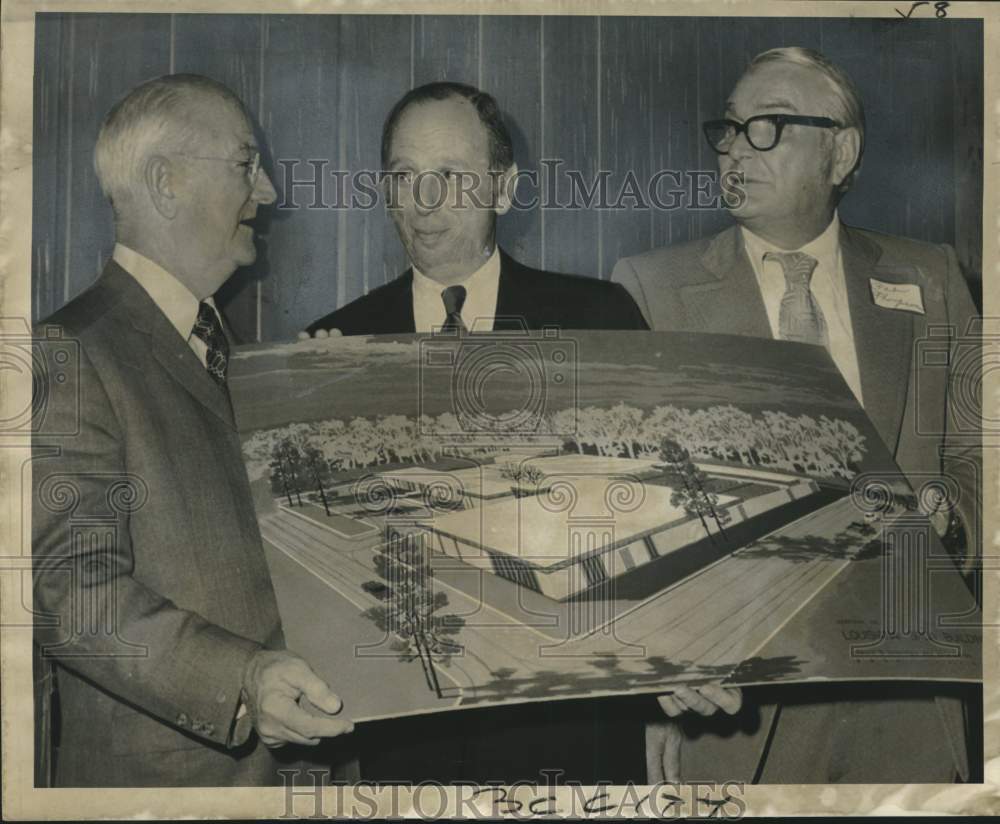 1972 Press Photo Robert C. McIntyre, holds rendering of new SPCA building - Historic Images