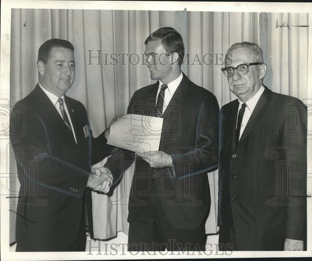 1966 Press Photo Toastmasters International honor Archbishop Rummel High student- Historic Images