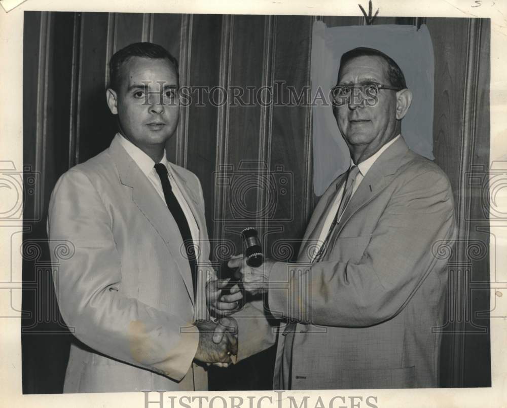 1954 Press Photo Arthur Levy & Harry Bailey Jr- Illuminating Engineering Society