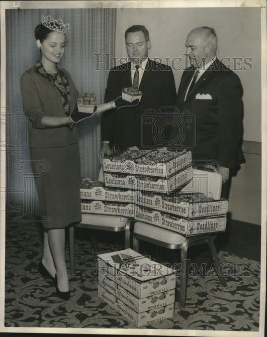 1961 Press Photo Joan M'Clellan, Louisiana's strawberry queen - noo44692