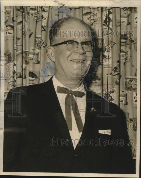 1961 Press Photo Maurice E. McKeniry, retirement dinner, Jaeger's Seafood Tavern- Historic Images
