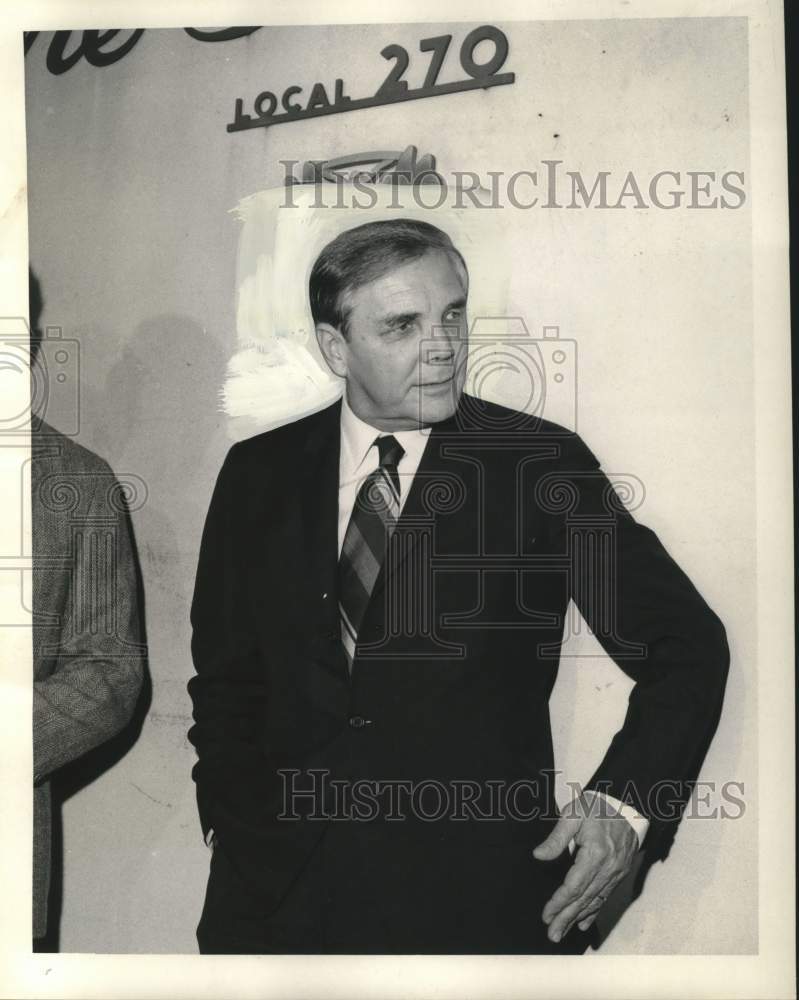 Load image into Gallery viewer, 1969 Press Photo Governor John J. McKeithen addressing the Teamsters Local 270
