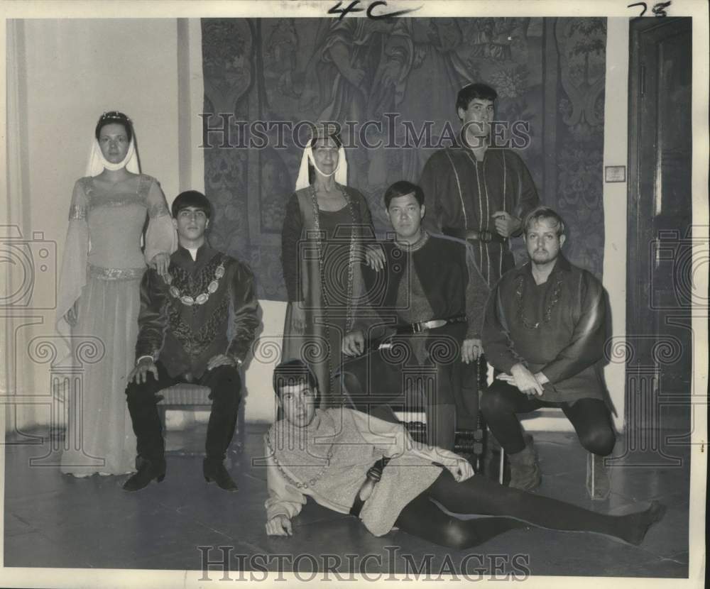 1968 Press Photo Leading players in &quot;The Lion in Winter,&quot; Le Petit Theatre- Historic Images