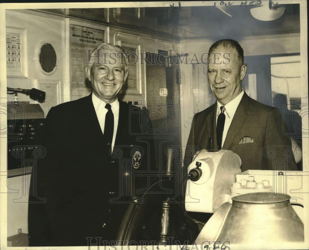 1966 Press Photo Teachers of training program for third mates licensing.