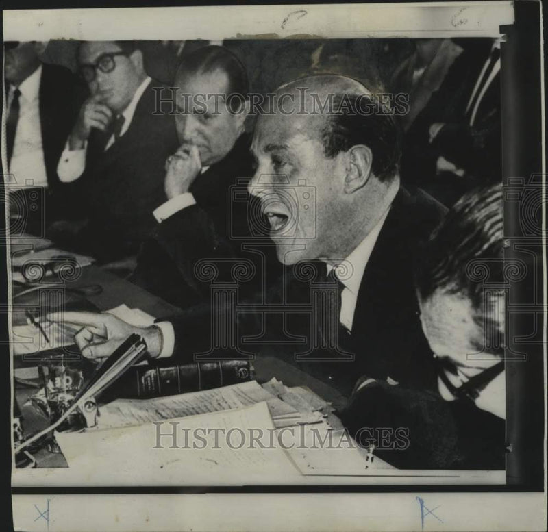 Load image into Gallery viewer, 1967 Press Photo Argentina Foreign Minister Nicanor Costa Menez, in Washington
