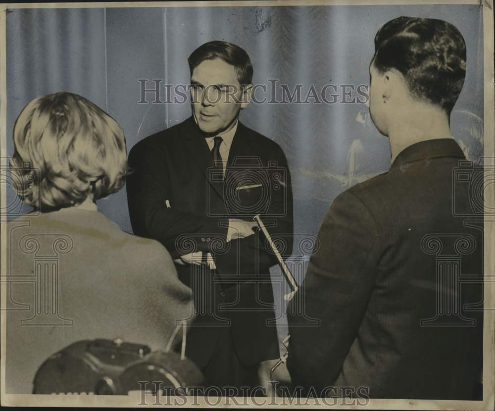 1964 Press Photo John J. McKeithen meeting with New Orleans City Officials- Historic Images