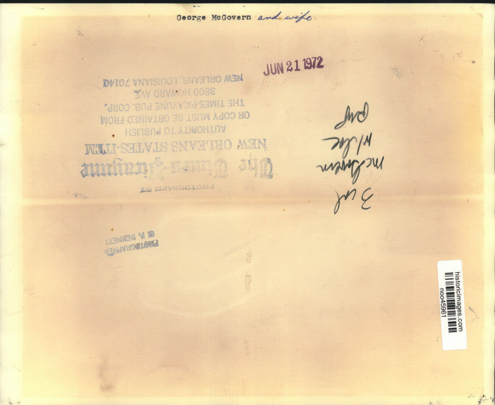 1972 Press Photo Senator George McGovern & wife in Louisiana - noo45961