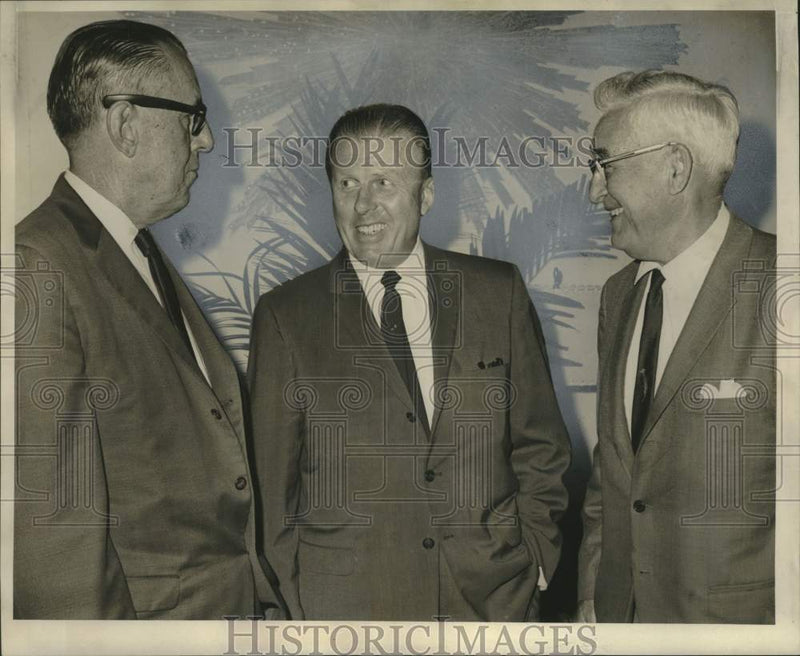 Load image into Gallery viewer, 1965 Press Photo American Cotton Compress &amp; Warehouse Association Board members
