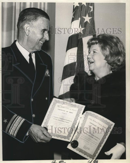 1965 Press Photo Navy Mothers Club of America Awarding ceremony at Algiers