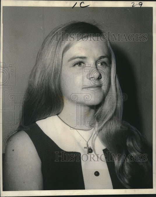 1969 Press Photo Sylvia Landry, Best Junior Achievement Sales Awardee