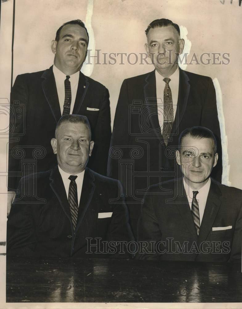 Load image into Gallery viewer, 1961 Press Photo Police officials participating in conference at the New Orleans
