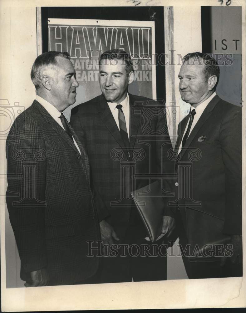1969 Press Photo Coaches at the annual SEC meetings at the Sheraton-Charles