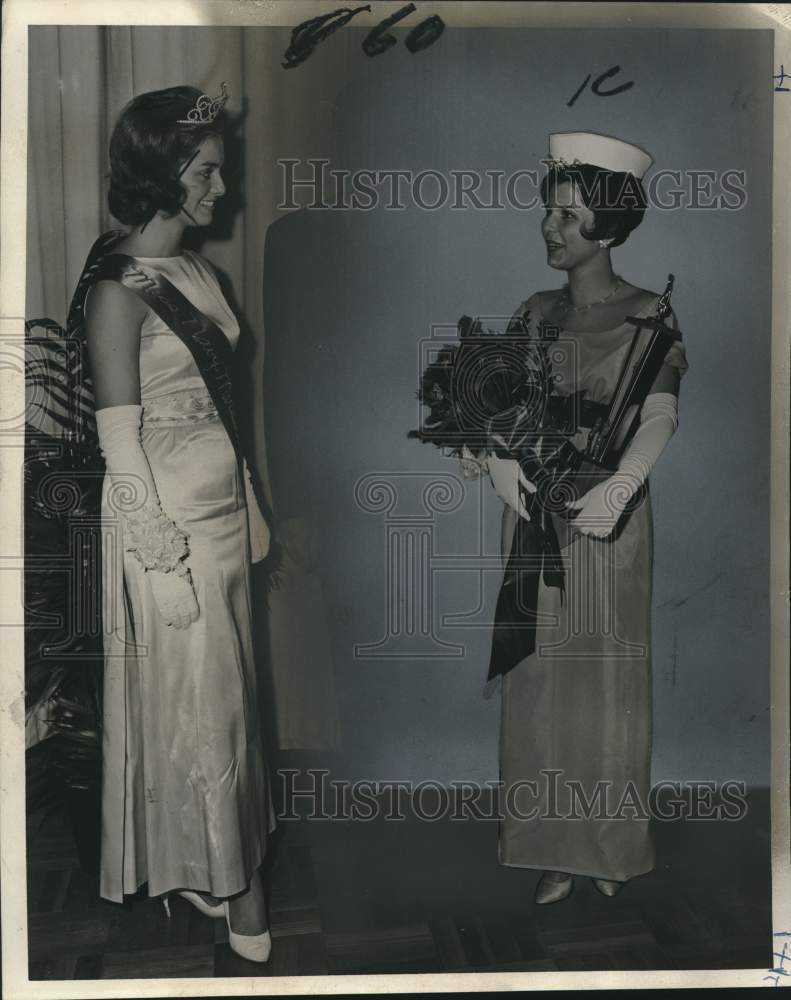 Load image into Gallery viewer, 1965 Press Photo Elizabeth Ann 'Becky' McQueen crowned Miss Navy Meridian
