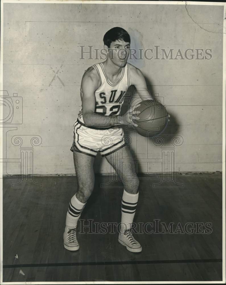 1968 Press Photo Basketball player Earl McMahon - noo46399