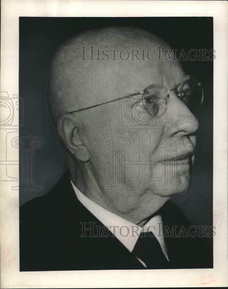 1965 Press Photo E.W. Mente started out as a manufacturer - noo46456