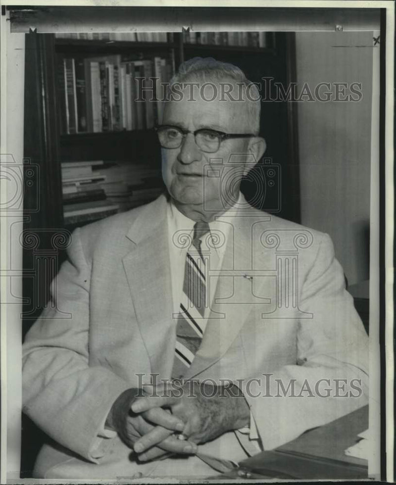 Load image into Gallery viewer, 1966 Press Photo General Troy Middleton, Named "Louisianian of the Year"
