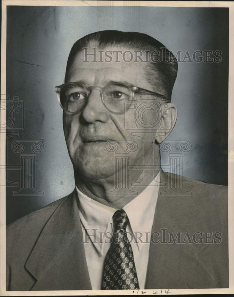 Load image into Gallery viewer, 1951 Press Photo Maurice Miller - noo46612
