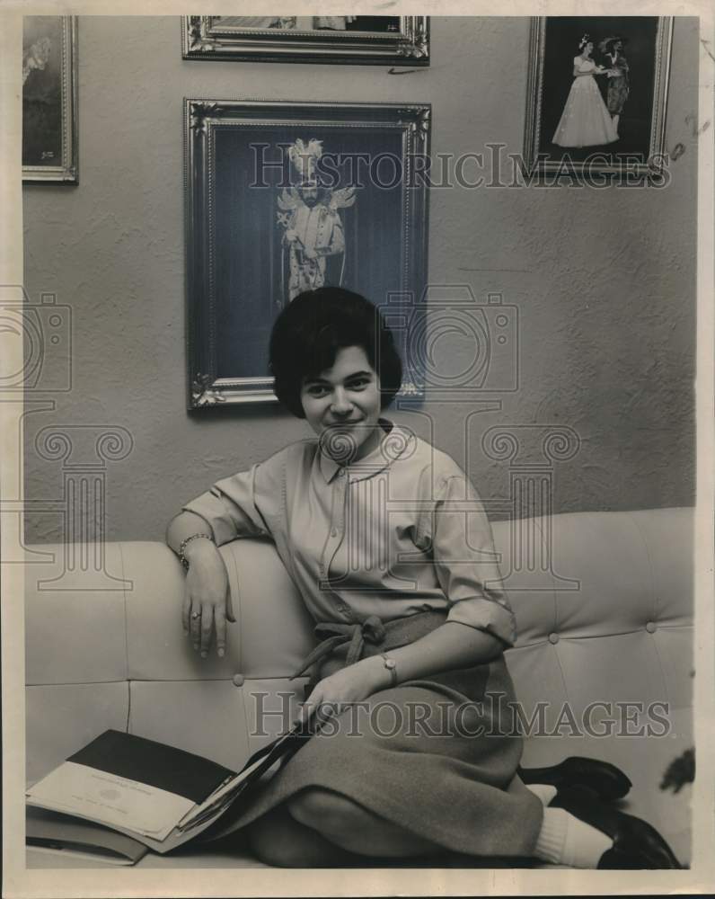 1963 Press Photo Carnival - Mary Edna Miller, 1963 Queen of Babylon - noo46614