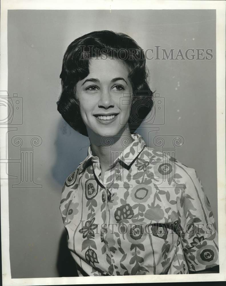 1963 Press Photo Melanie Mintz of New Orleans, vice-president of Temple Youth