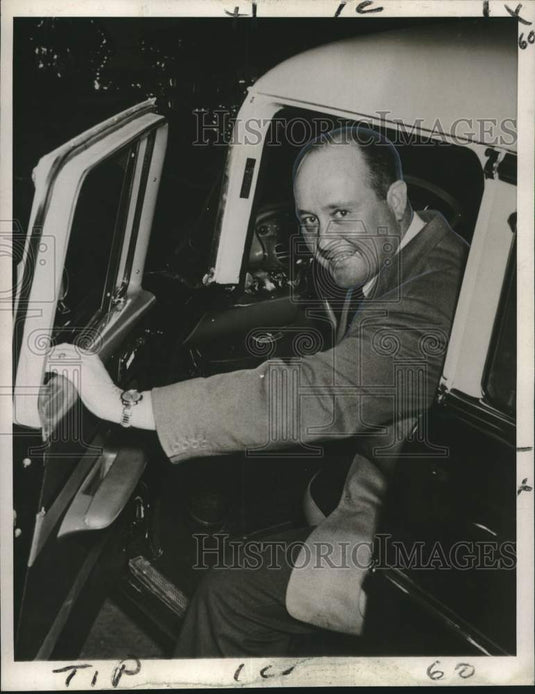 1956 Press Photo R.E. Dumas Milner of New Orleans - noo46731