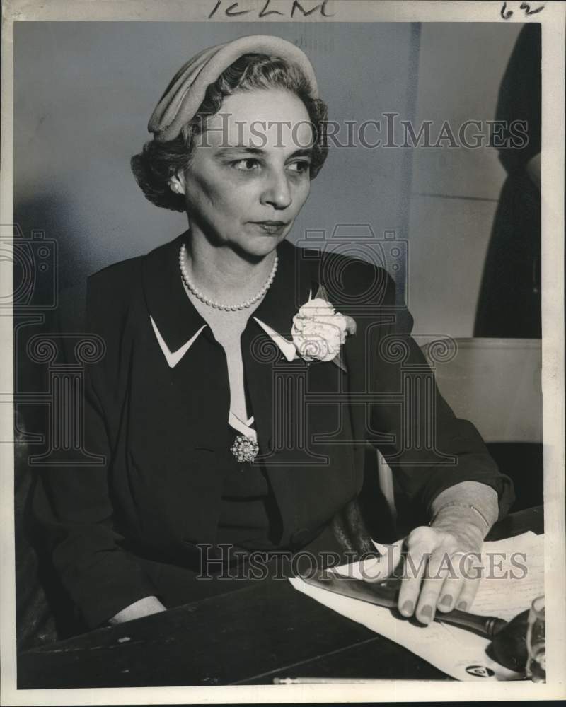 1955 Press Photo Mrs. Kenneth McLeod - Historic Images