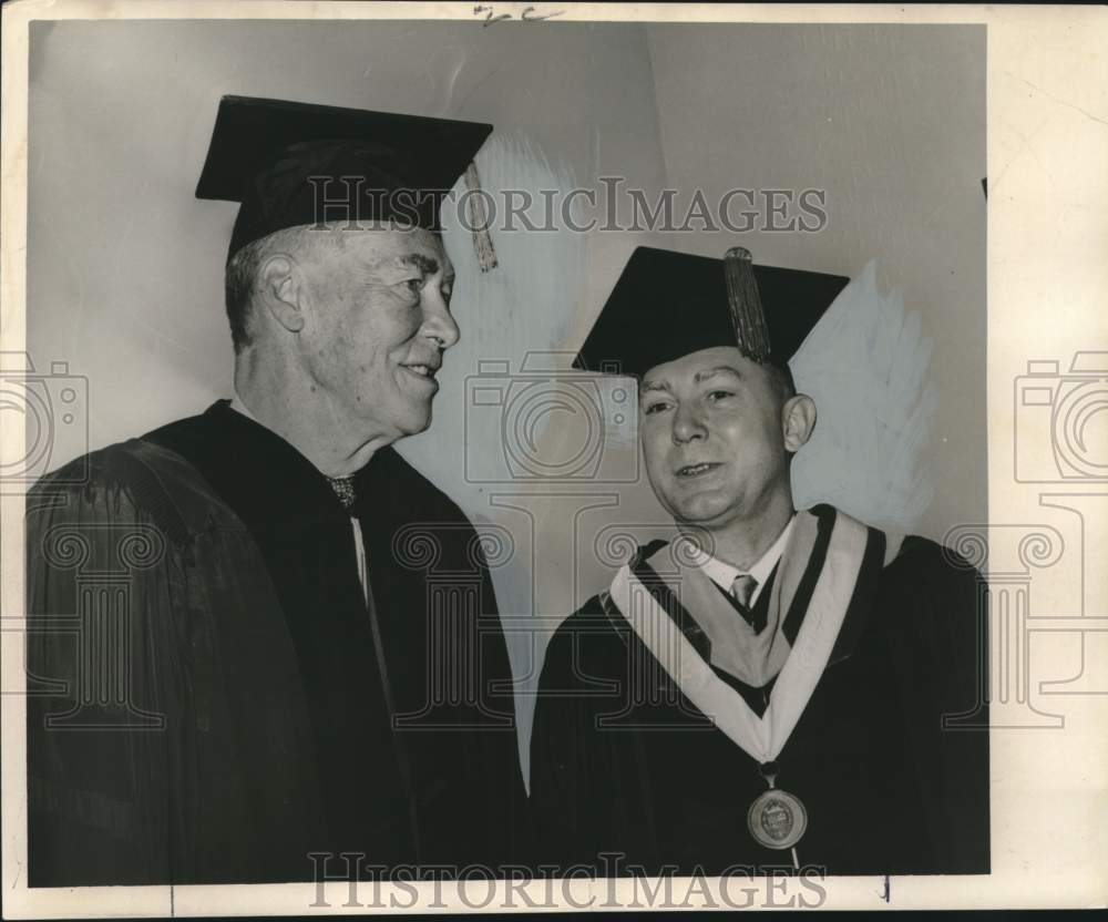 1964 Press Photo Christian Herter & Dr. Herbert Longenecker at Tulane Graduation