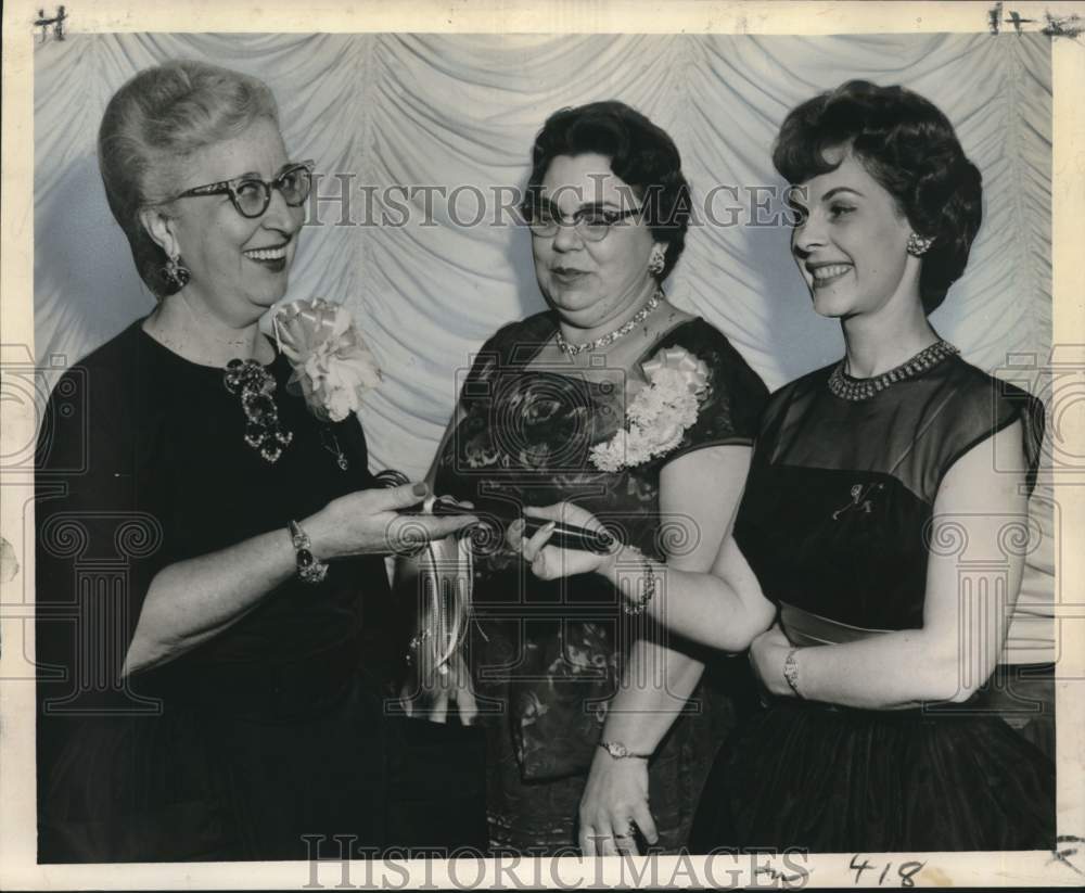 1960 Press Photo Credit Women's Breakfast Club of New Orleans Officers- Historic Images